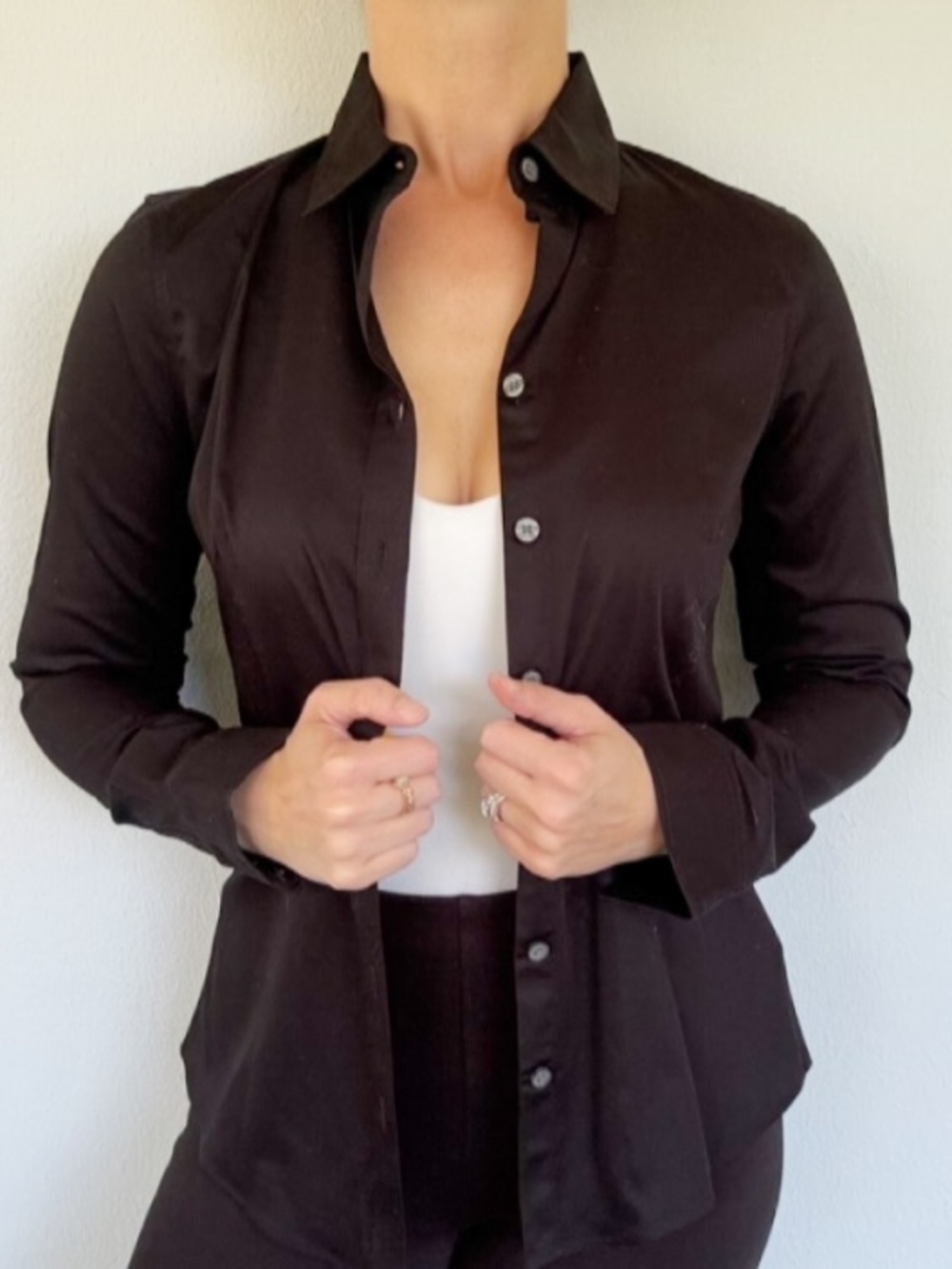 Banana Republic black non-iron fittted cotton stretch button down shirt size 4
